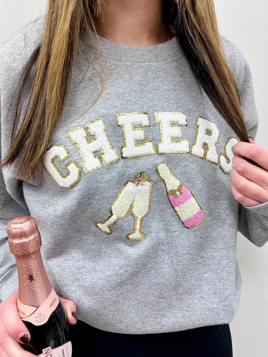 'Cheers' Letter Patch Crewneck Sweatshirt