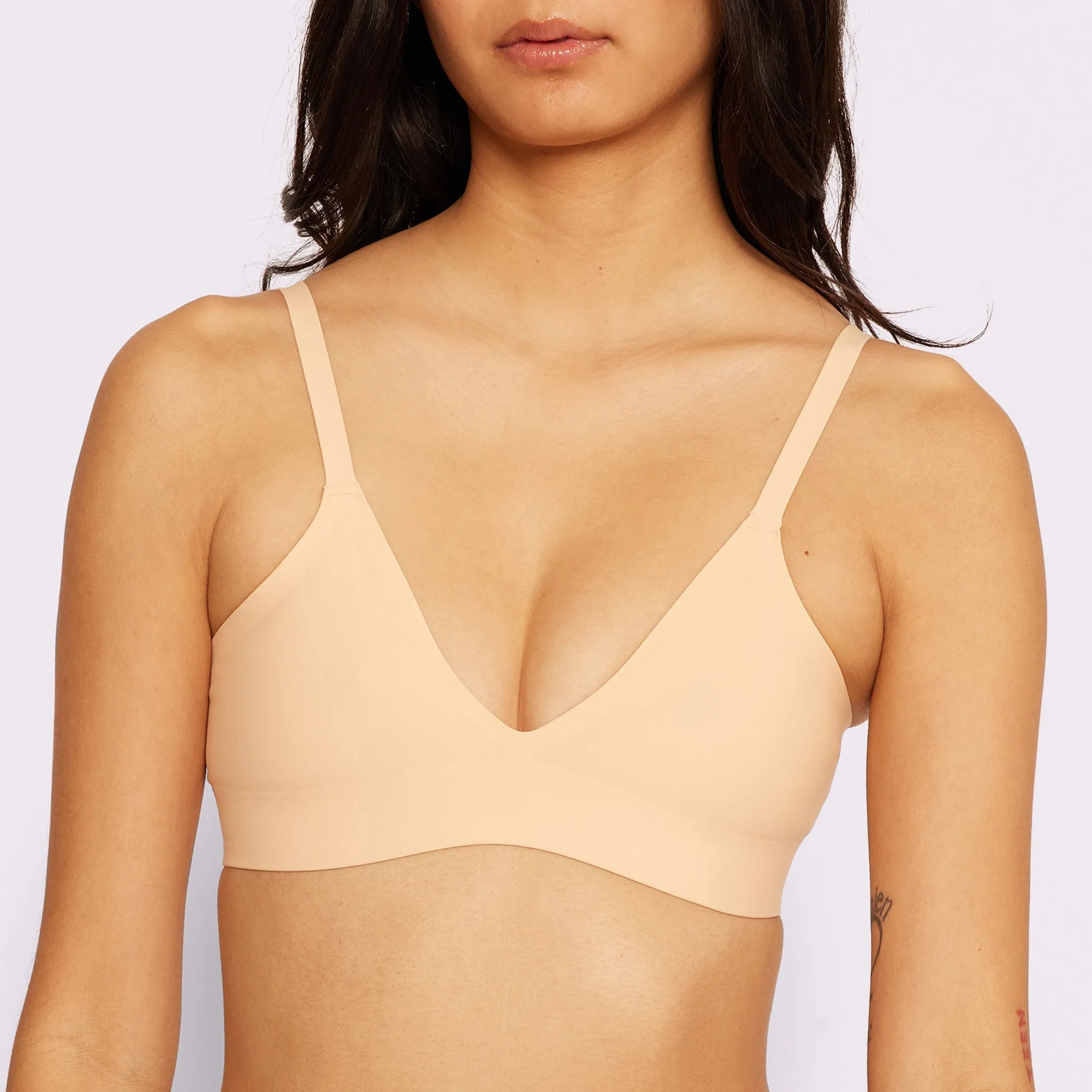 Smooth Lift Triangle Bralette | Seamless Universal (Sand)